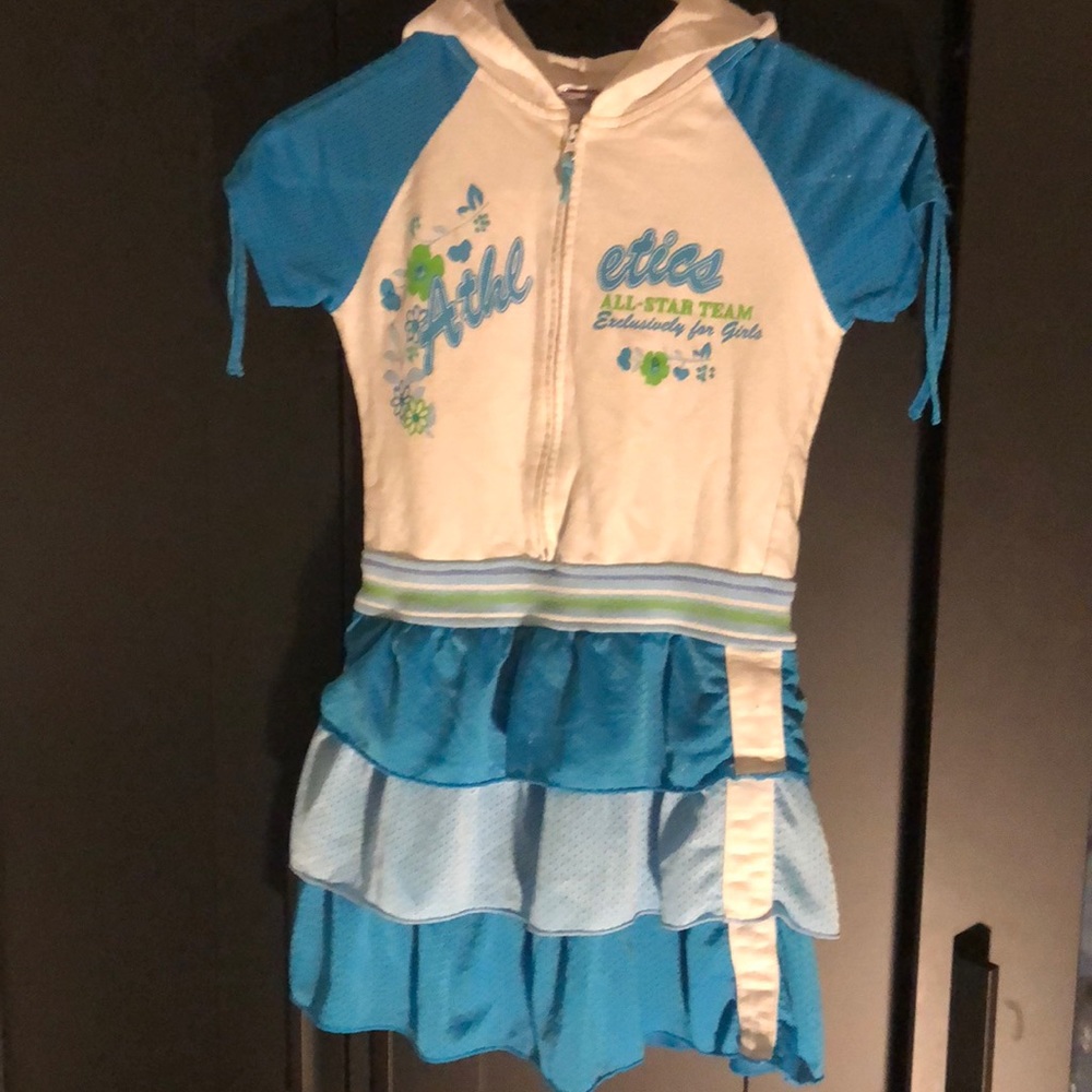 Dress - Picture 3 of 3